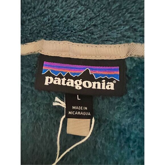 Patagonia Women's Wavy Blue Re-Tool Snap-T Slim Fit Fleece Pullover Large NWT - Picture 4 of 7